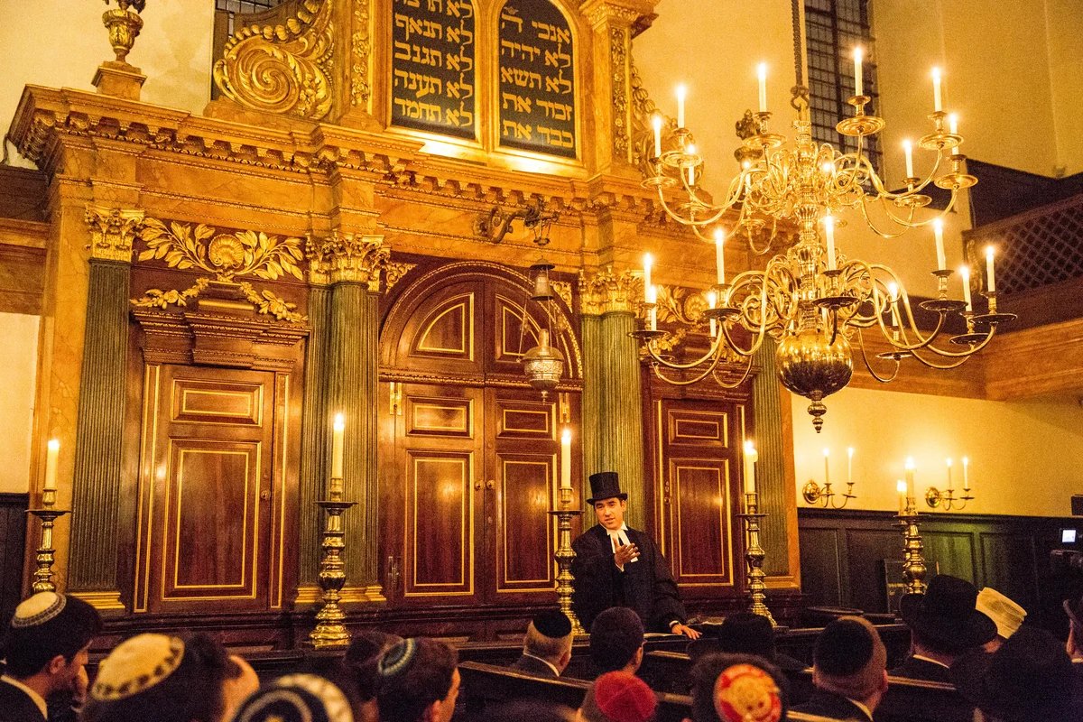 Interior of Bevis Marks Synagogue, London.